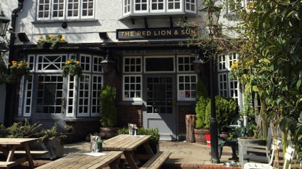 The Red Lion & Sun, Highgate