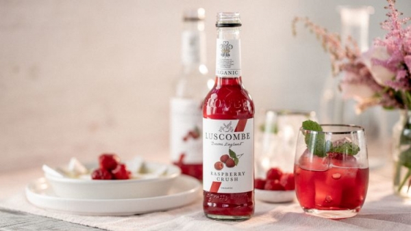 Luscombe.Raspberry.Crush.27cl.lifestyle.table.setting