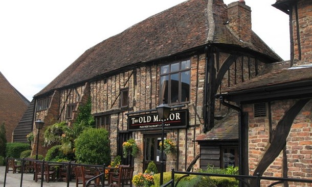 Traditional venue meets modern pubco: the OId Manor in Potters Bar