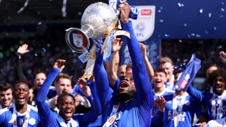 Promotion heroes: Leicester City winning the Championship this season (credit: Getty)
