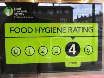 Pubs and restaurants could be forced to display food hygiene ratings
