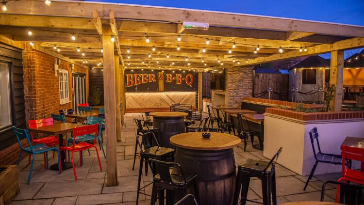 Greene King ploughs over £900k into Hive Pub 