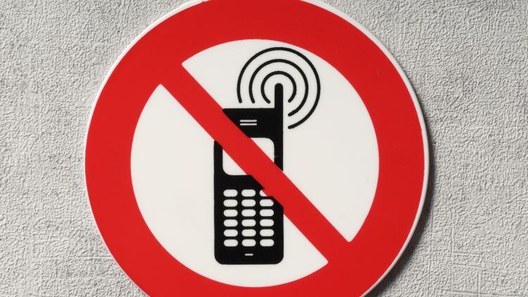 Phones kill conversation say micropub owners