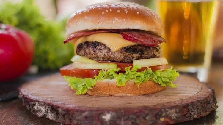 Pubs enjoy third week of food sales soaring