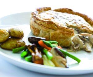 Classic.Cuisine.Chicken_and_Mushroom_Pie.jpg