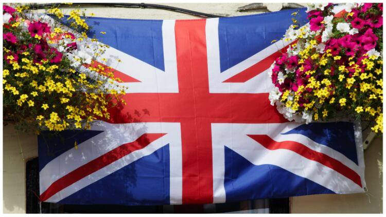 Pubs close for 24 hours following the death of Queen Elizabeth II