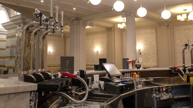 Why-your-pub-s-back-bar-should-be-front-of-mind.jpg