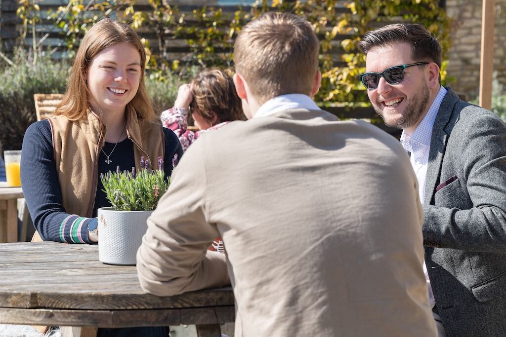 Easter trading for pubs