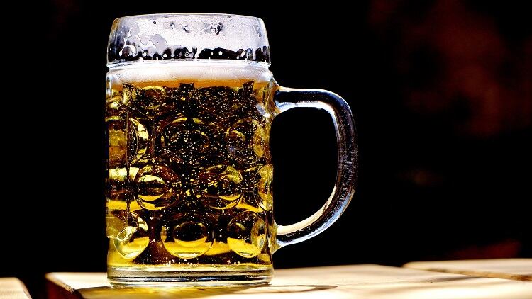 How-reconsidering-glassware-will-benefit-your-pub.jpg