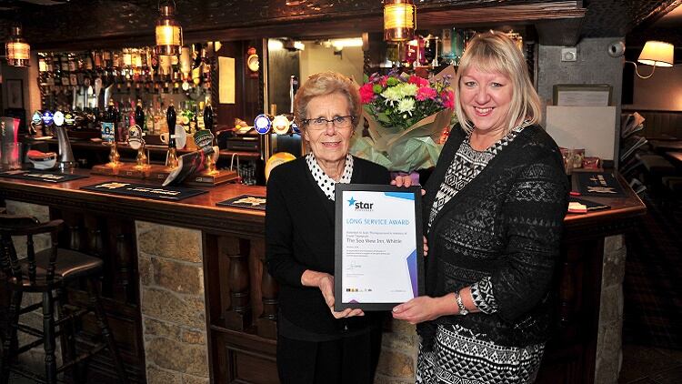 Lancashire licensee celebrates four decades at pub 