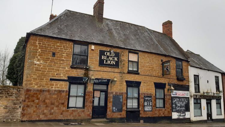 Old.Black.Lion.Northampton.jpg