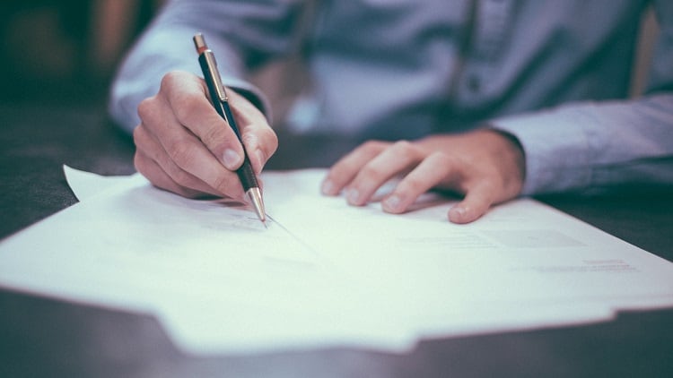 UKHospitality joins calls to scrap EU citizen settled status fee