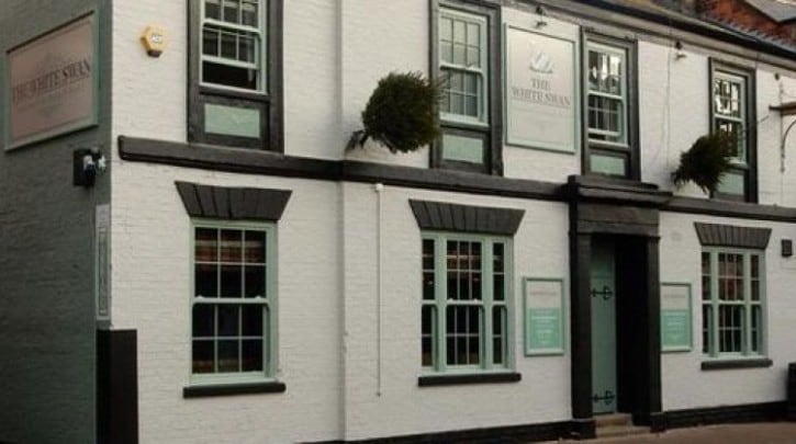 Punch-acquires-the-White-Swan-in-Market-Rasen-Lincolnshire.jpg