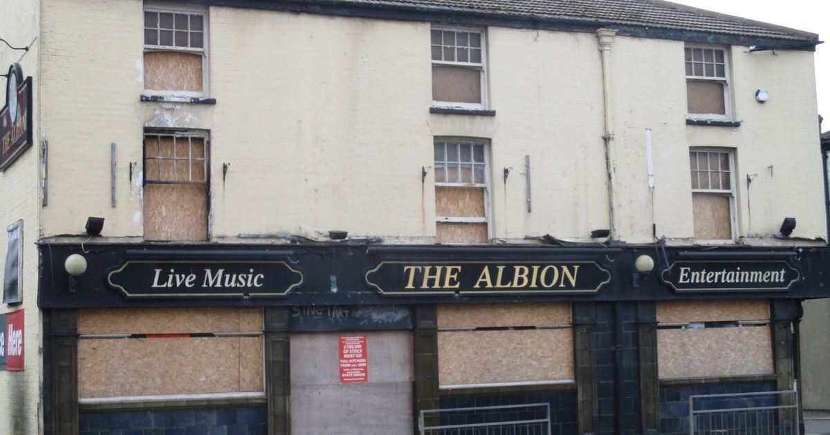Grimsby-s-most-popular-pub-has-become-a-needle-infested-pub-from-hell.jpg