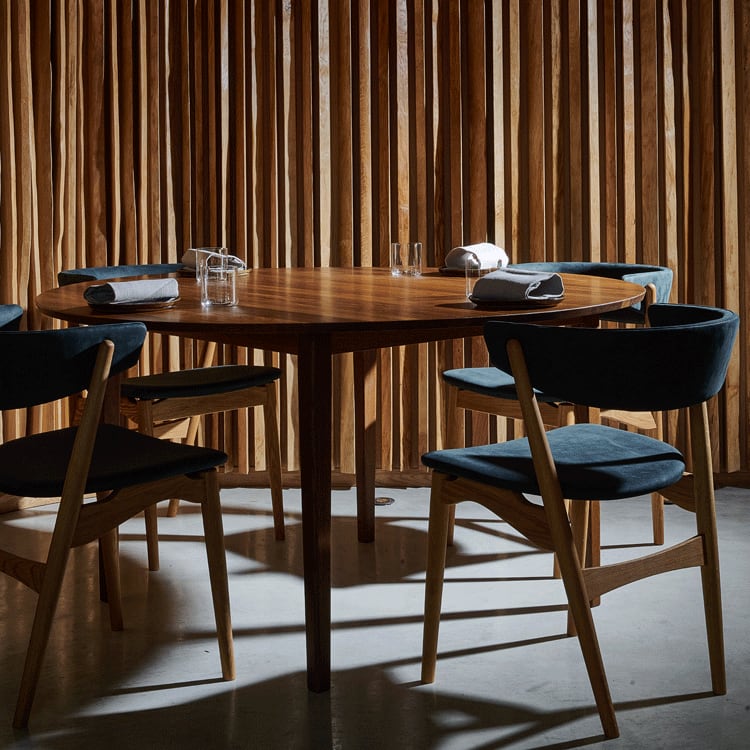 The-Angel-dining-room-1.png