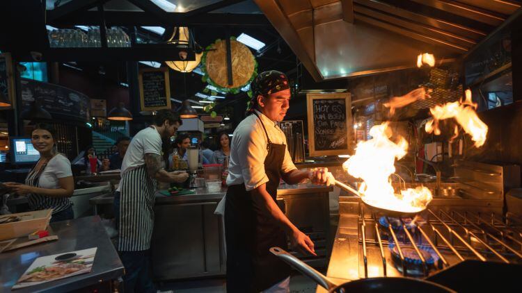 Recruitment-crisis-What-are-pubs-doing-to-attract-staff.jpg