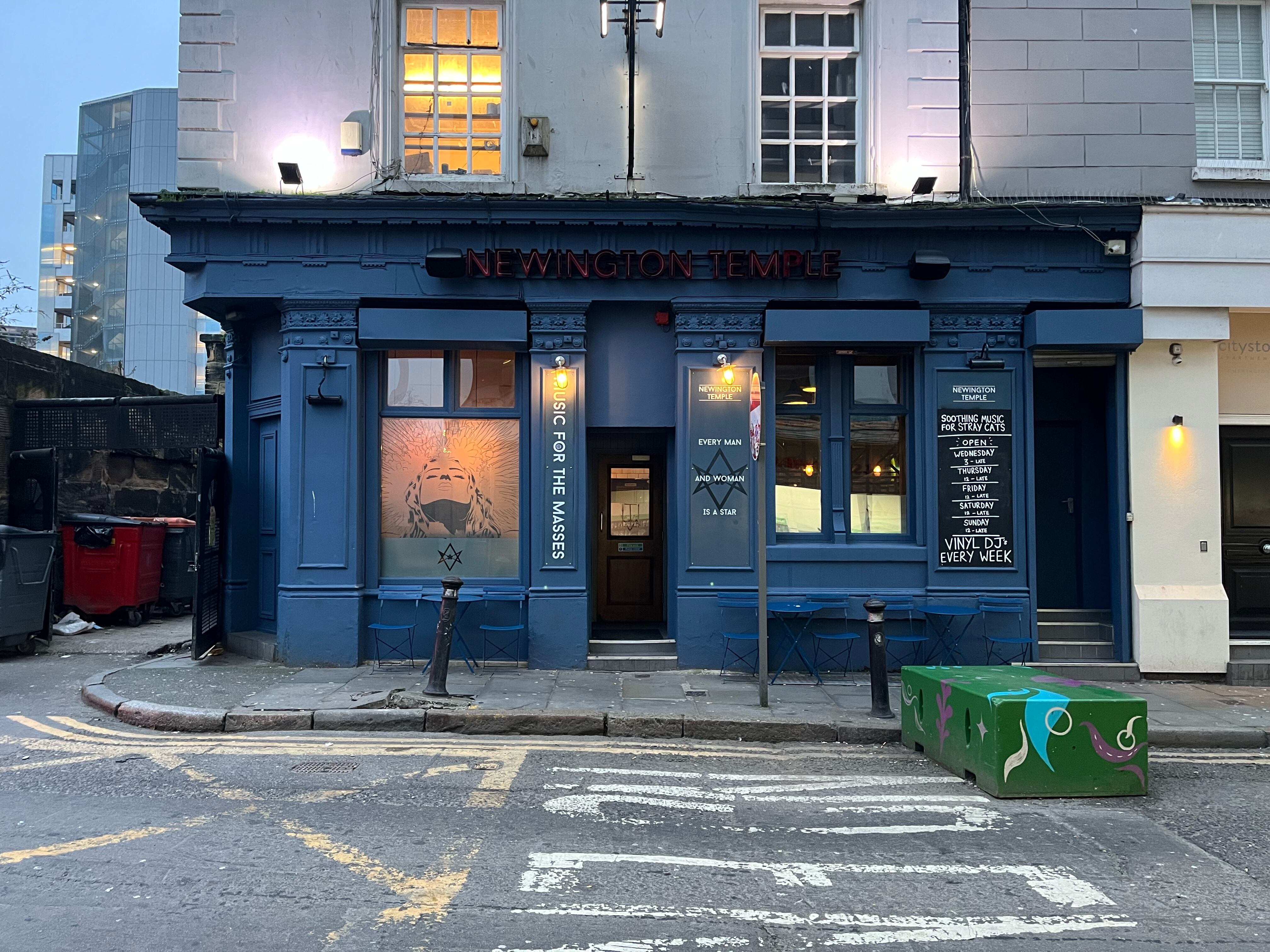 Newington Temple : MA pub group