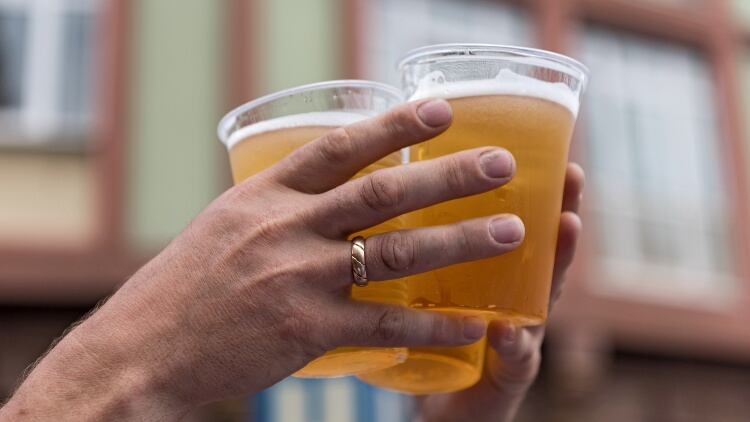Takeaway-pints-to-be-banned-from-September.jpg