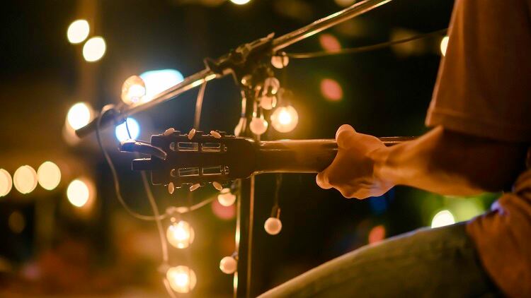 'Incidental' live music permitted in reopened pub gardens