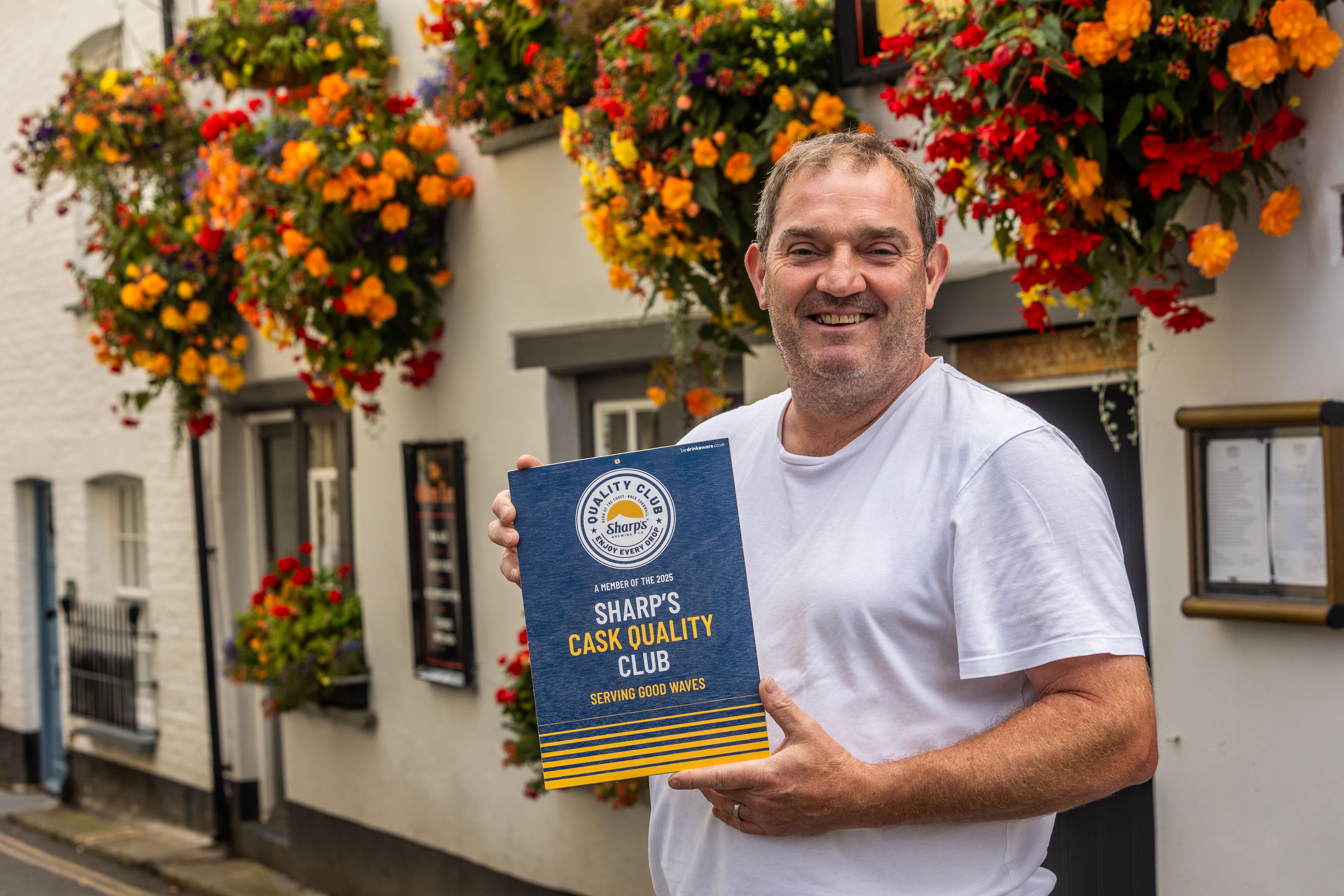 Sharp’s celebrates ‘Local Pub Legends’  with its new Cask Quality Club.