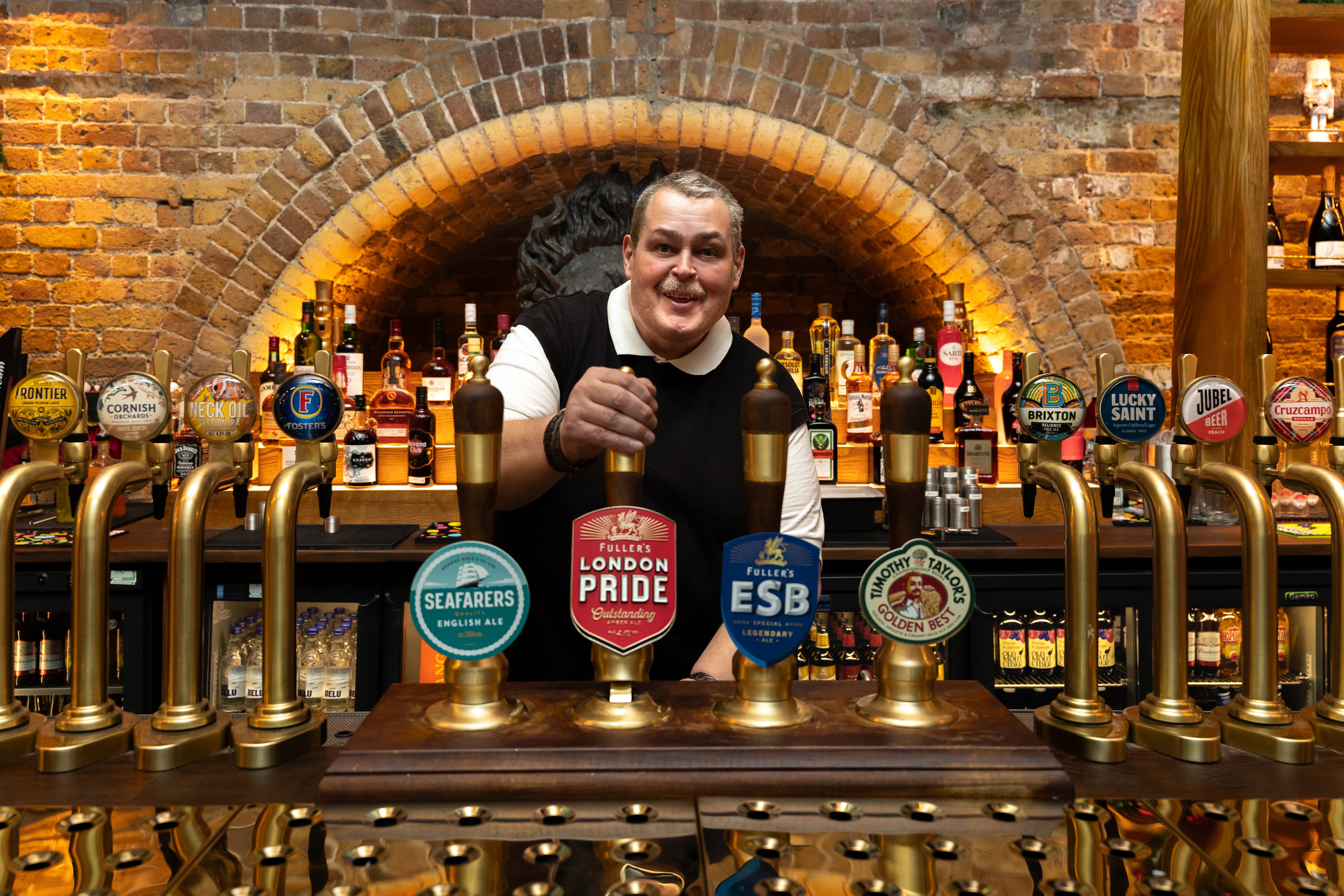 GM Mark Leeds of Fuller's pub the Wellington in Waterloo