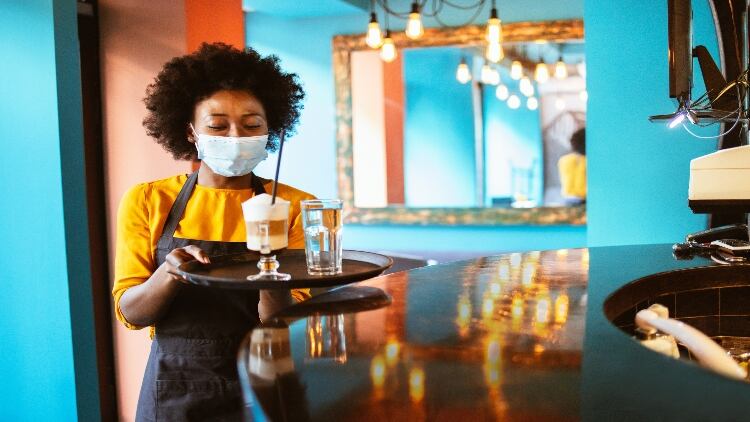 How-many-EU-workers-are-employed-in-the-hospitality-sector.jpg