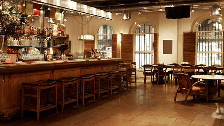 Welsh pubs see a quarter of the revenue of English pubs 
