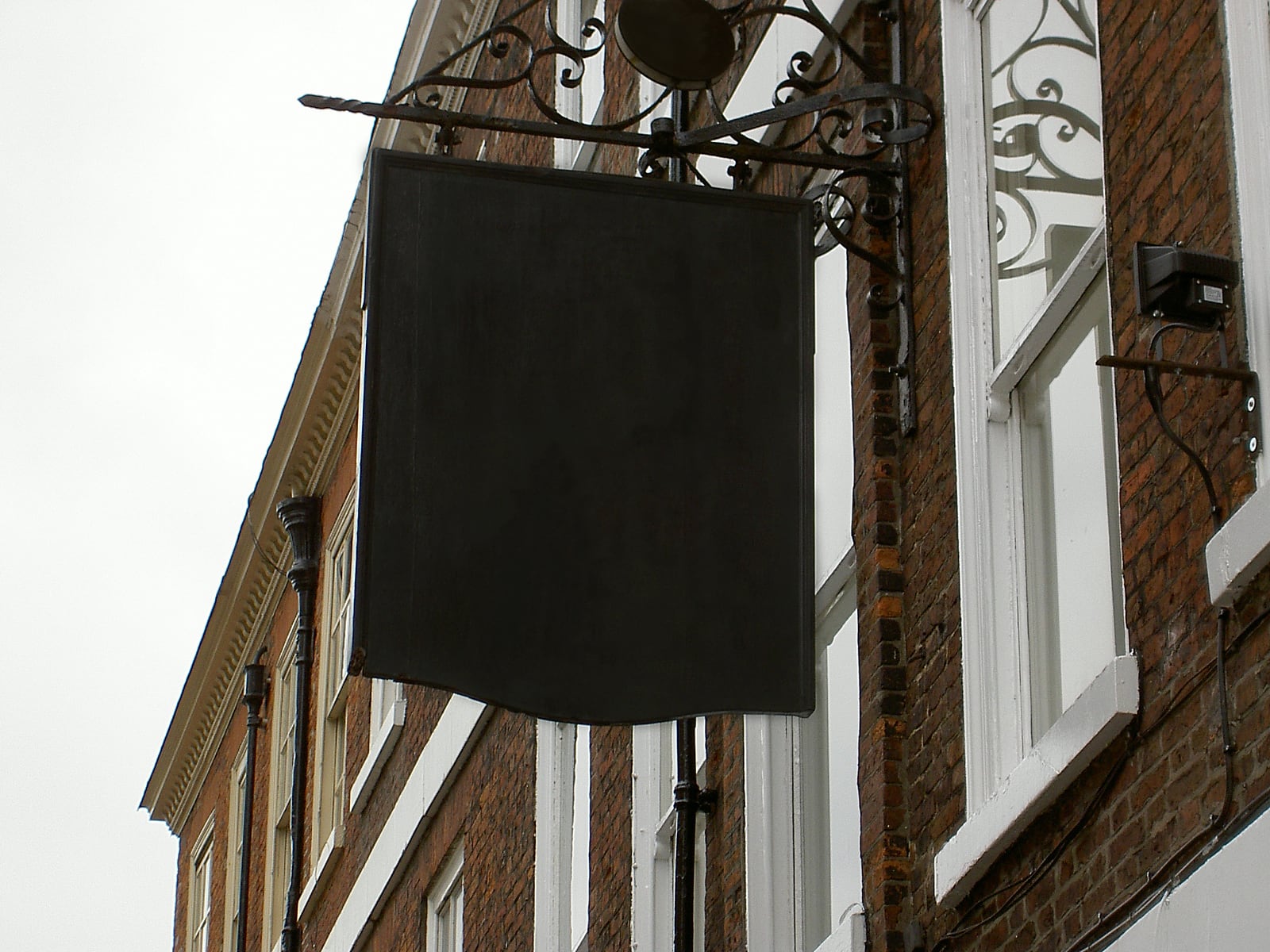 Stop! In the name of pubs