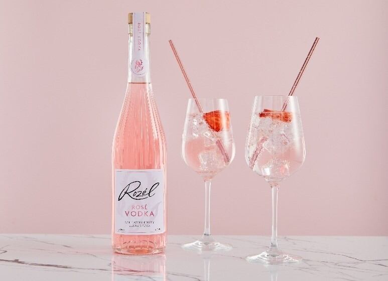 Rozel-vodka.jpg