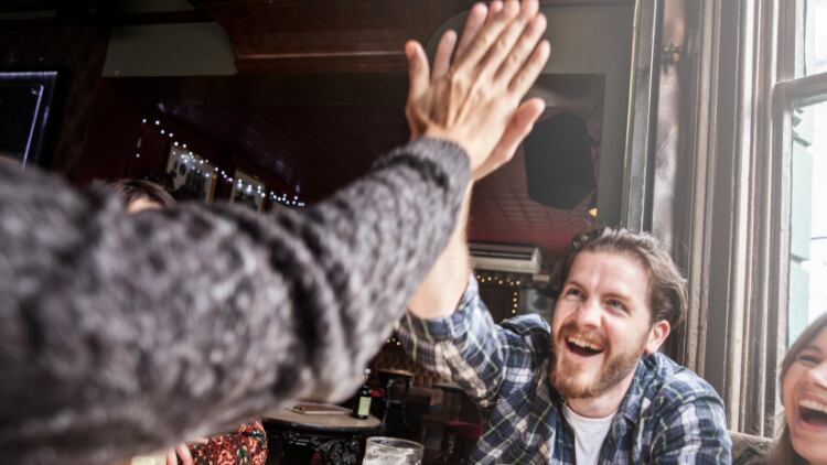 Six Nations rugby 2nd most popular sport at pubs