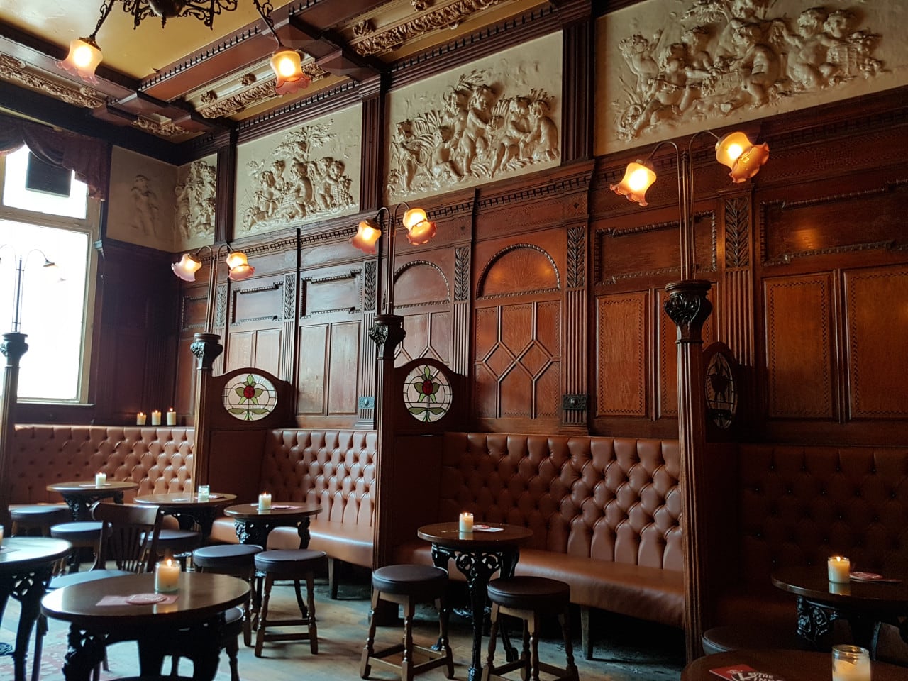 CAMRA warns of pub closure impact on sector.