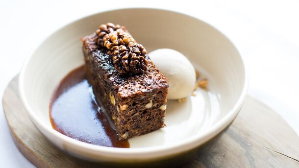 sticky-walnut-pudding-pony-and-trap.jpg