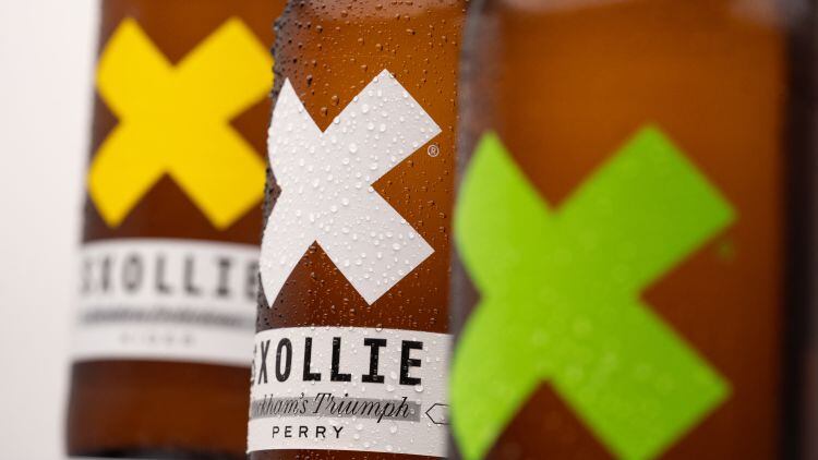 SXOLLIE_04_05_22.15.jpg