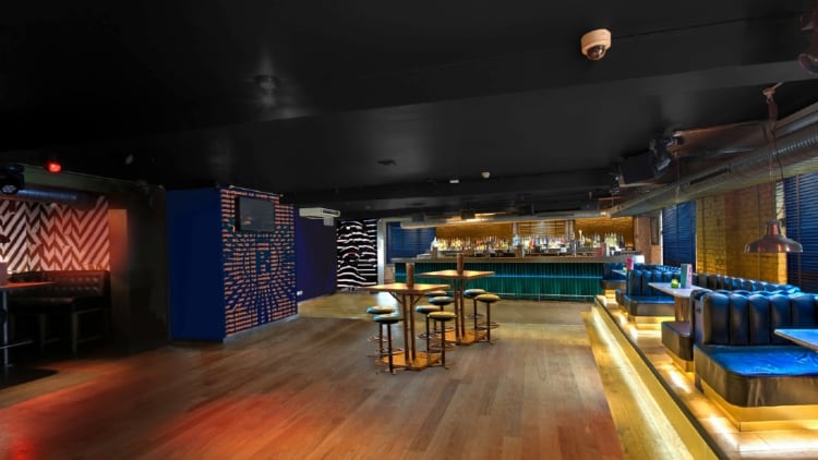 Revolution Xmas lfl sales up 9% but eight sites to shut
