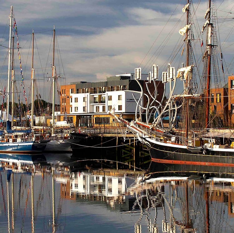 Commissioners-Quay-Inn-Tall-Ships.jpg