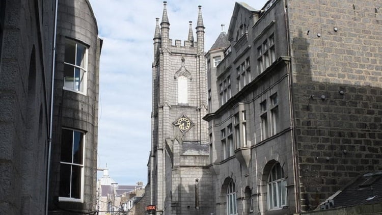 Residents petition Stonegate to retain bar’s ‘creepy aesthetic’