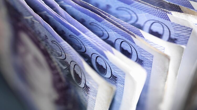 Investment in hospitality falls as UK companies look to investors 