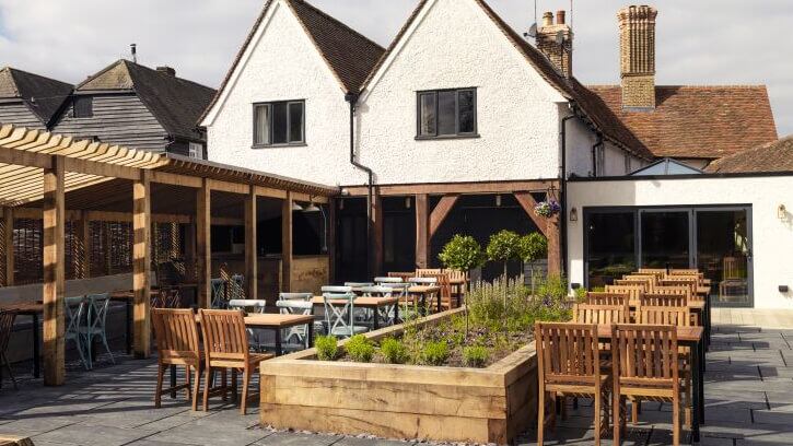 Drinks-available-at-Fox-Hounds-in-Barley-Hertfordshire.jpg