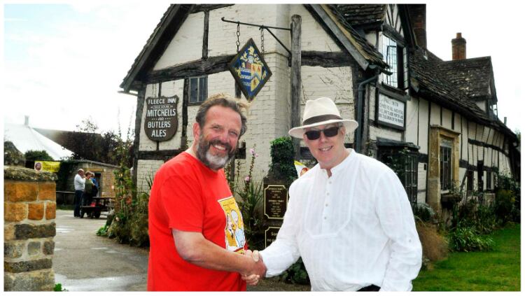 Hundreds-attend-Nigel-Night-at-the-Fleece-Inn-Worcestershire.jpg