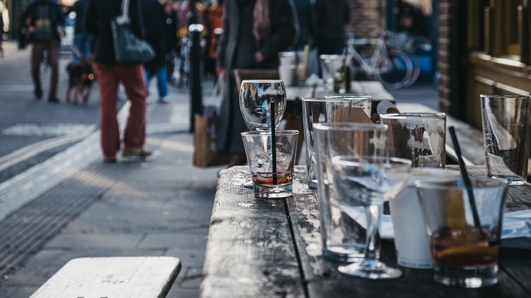 Do-pubs-in-London-need-more-financial-support.jpg