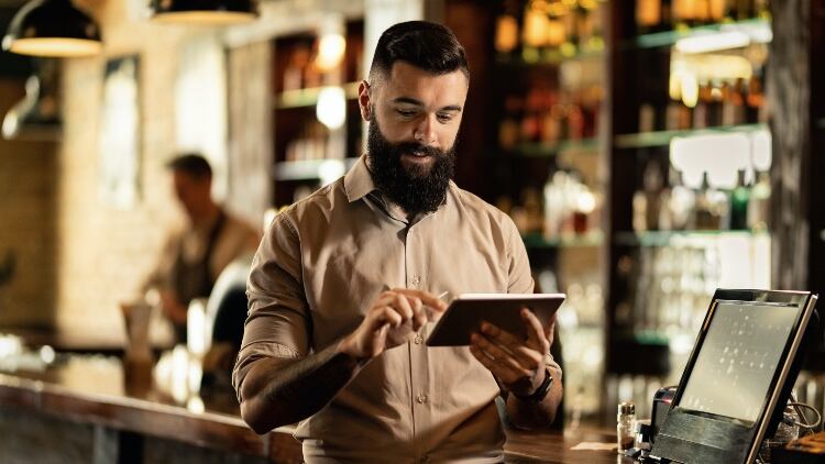 Barman.jpg