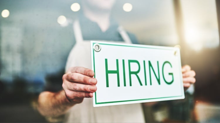 Hospitality-sector-job-vacancies-rise-15.jpg