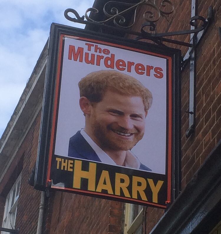Harry-sign.jpg