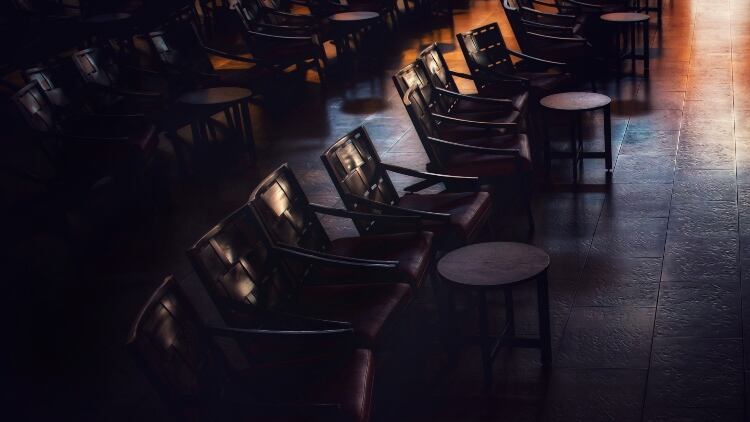 Can-live-entertainment-pubs-serve-alcohol-without-food.jpg