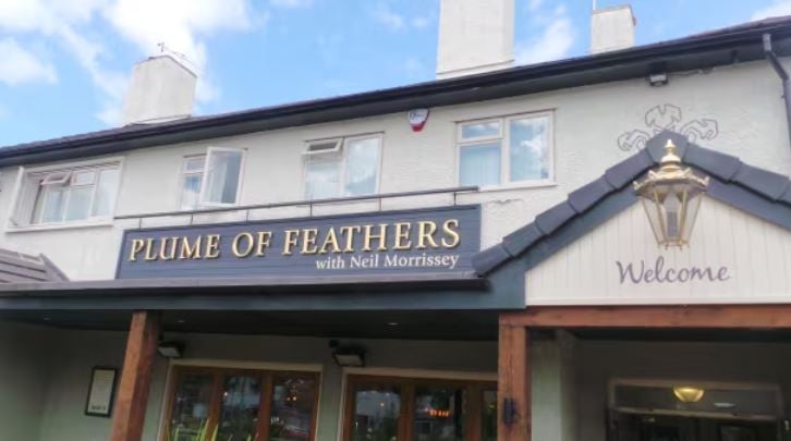 Neil Morrissey quits village pub