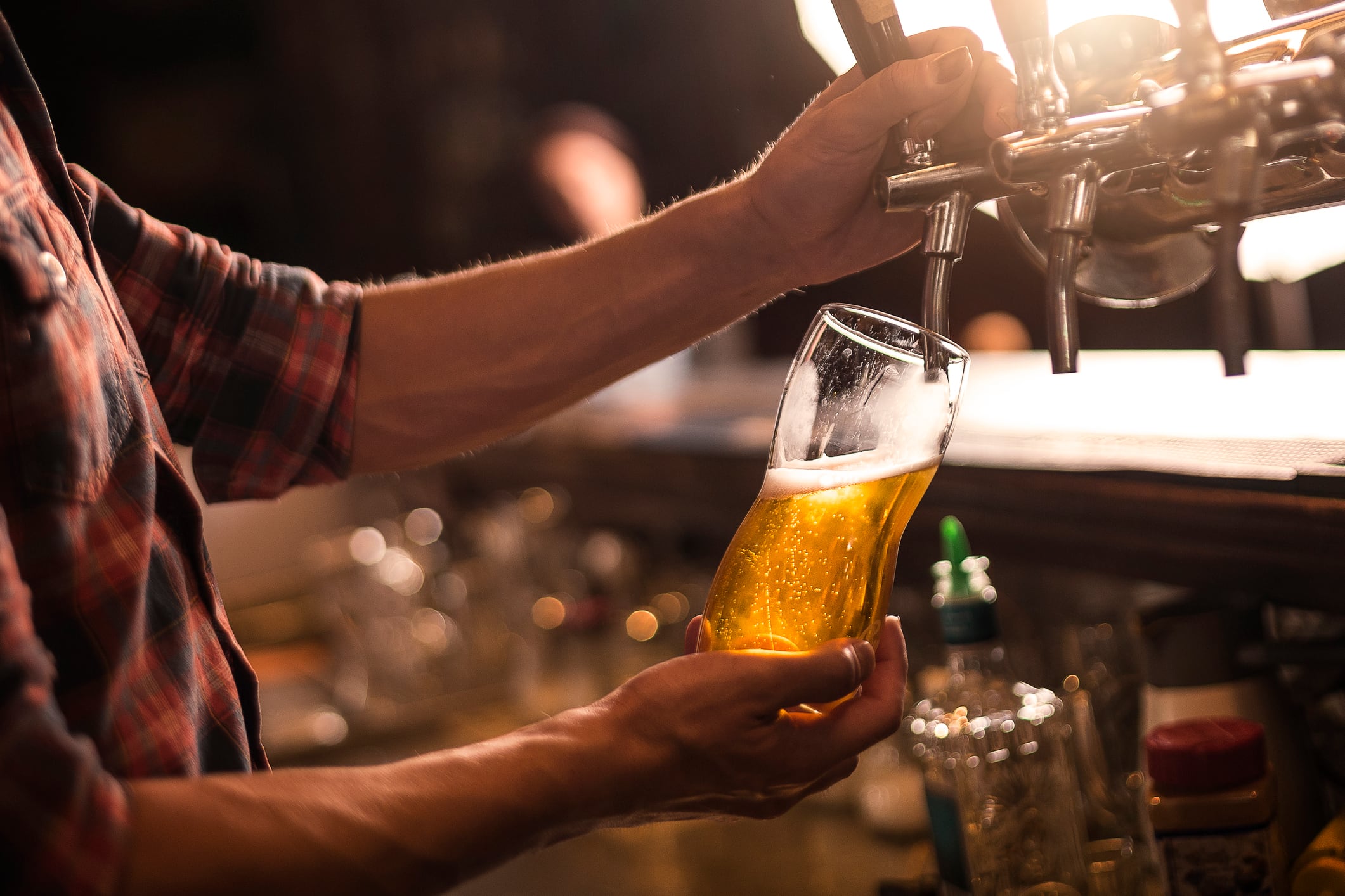 9 things that annoy bar staff