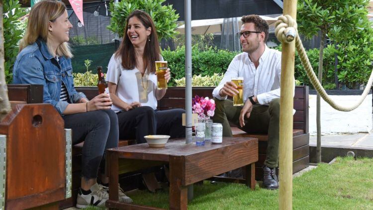 AB InBev sees volume sales rise 