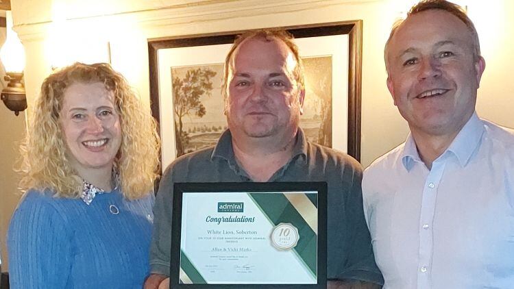 Countryside pub licensee celebrates decade anniversary