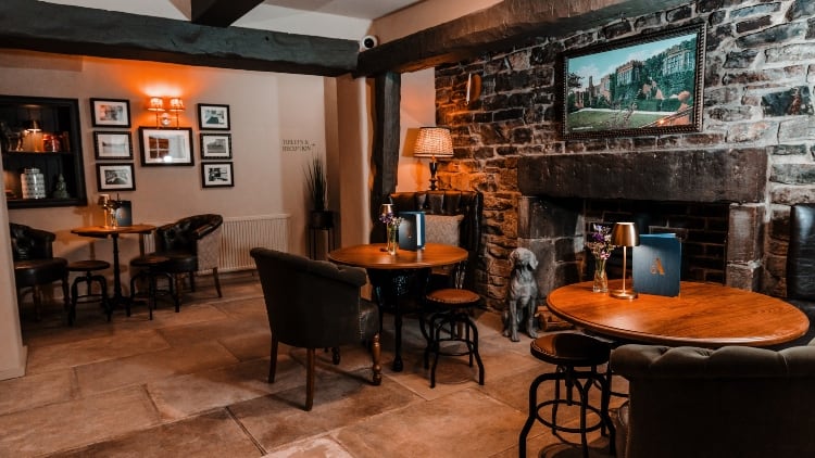20240229-13122573-LB-Ashford-Arms-interiors.jpg