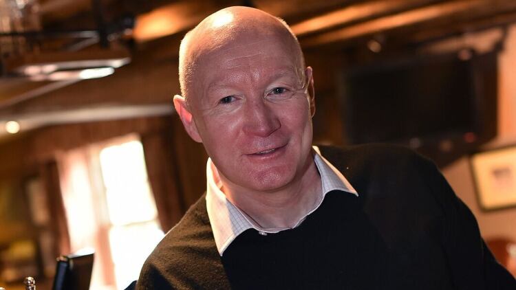 Hawthorn Leisure boss Carroll to step down